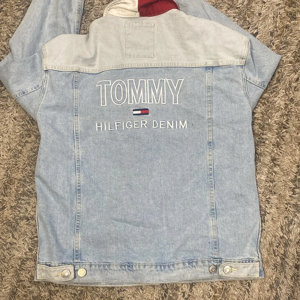 Tommy Hilfiger denim, trucker jacket, size medium - Picture 7 of 11